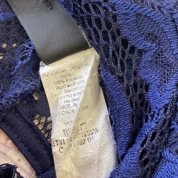 Windsor | Lace Navy Blue Cut Out BodyCon Dress Mock Neck Sheer L - Picture 10 of 11